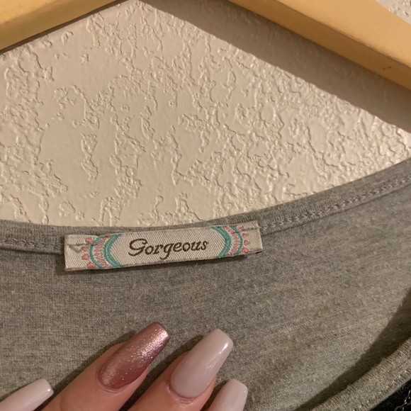 Grey shirt - Picture 4 of 4